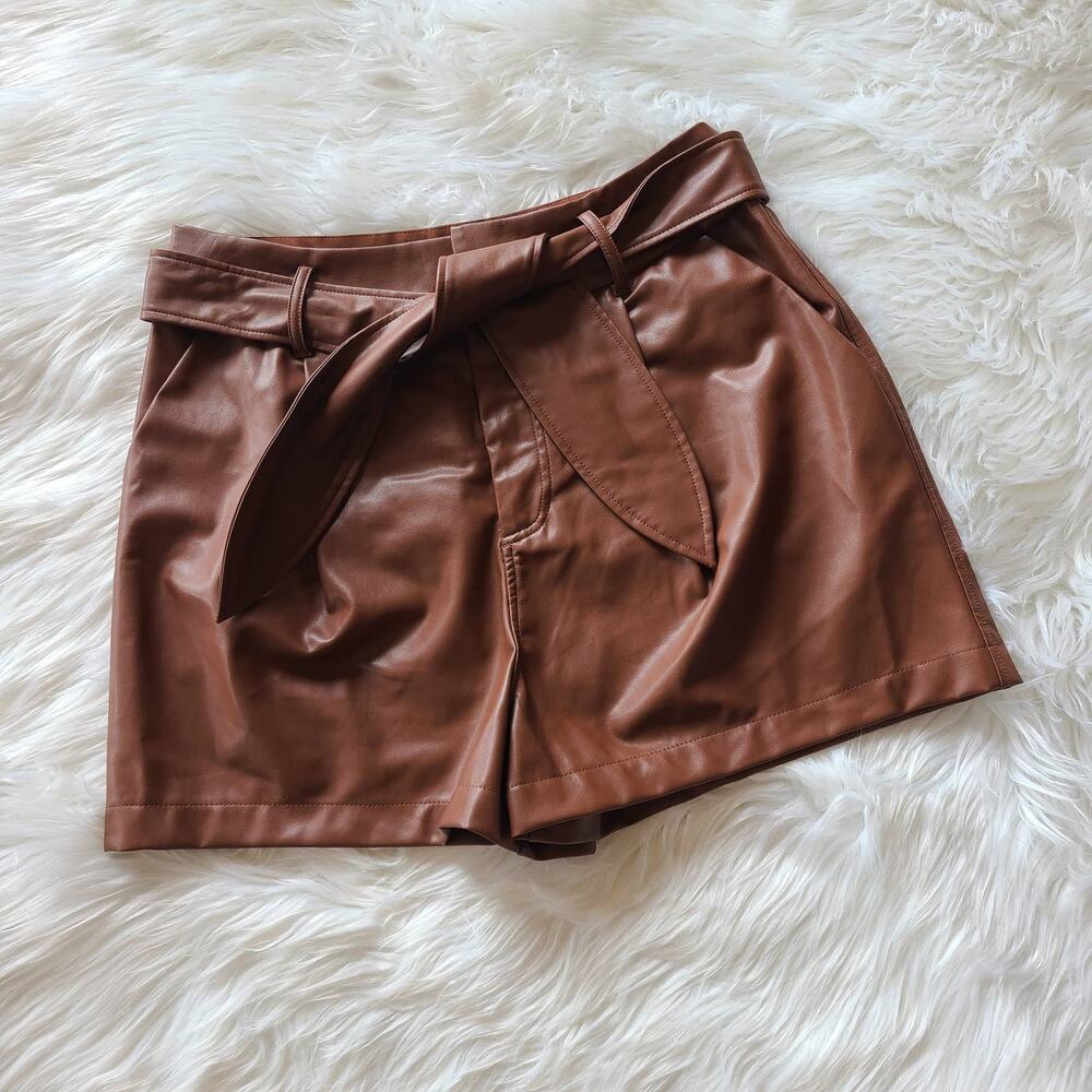 David Lerner Short Faux Leather NWT Lexi Bow Belted Cognac Brown 8 High Waist - Picture 2 of 4